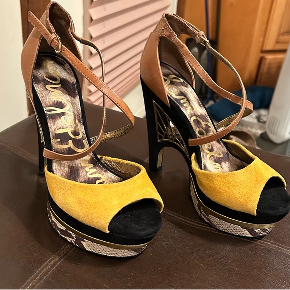 Sam Edelman Shoes - Sam Edelman Gold and Black Suede with Snakeskin Platform Heels Size 7M
